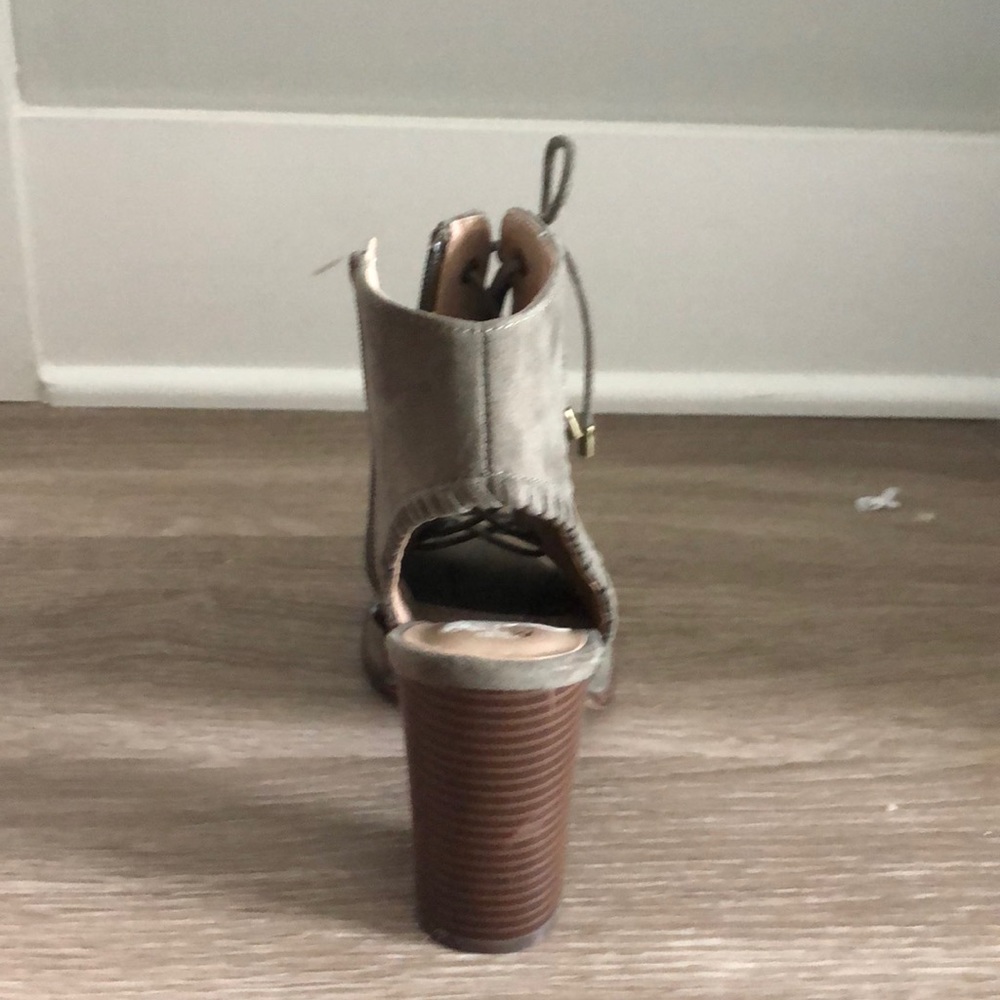 Booties - Picture 3 of 4